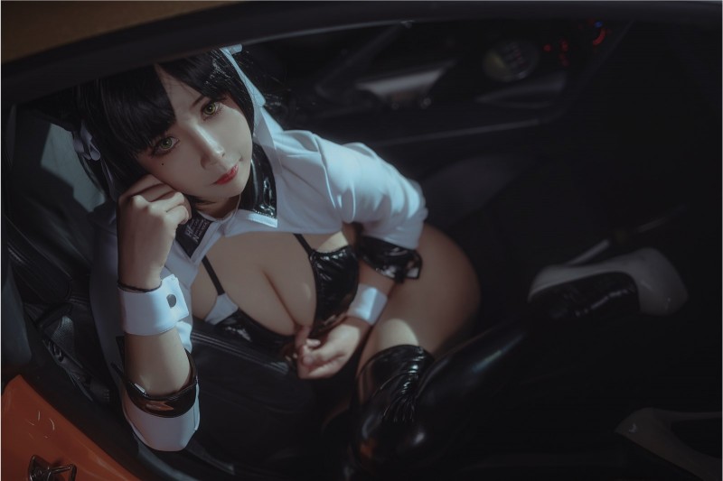 抱走莫子aa – NO.020 车女郎-绅士社